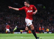 大比分获胜引发热议！德布劳内在湖人比赛中比赛局势复杂热度持续攀升